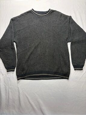 Woolrich Men's Crewneck Sweater in Charcoal and Cream